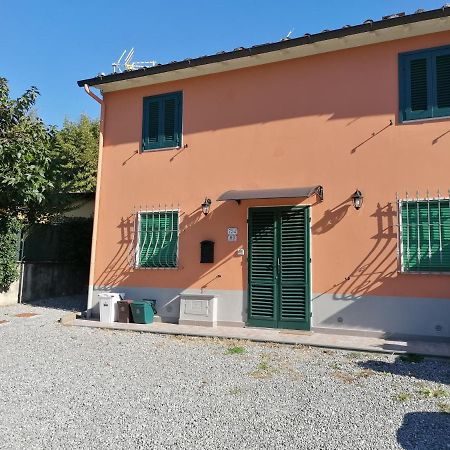 La Casina Da Lilli Βίλα Λούκα Εξωτερικό φωτογραφία